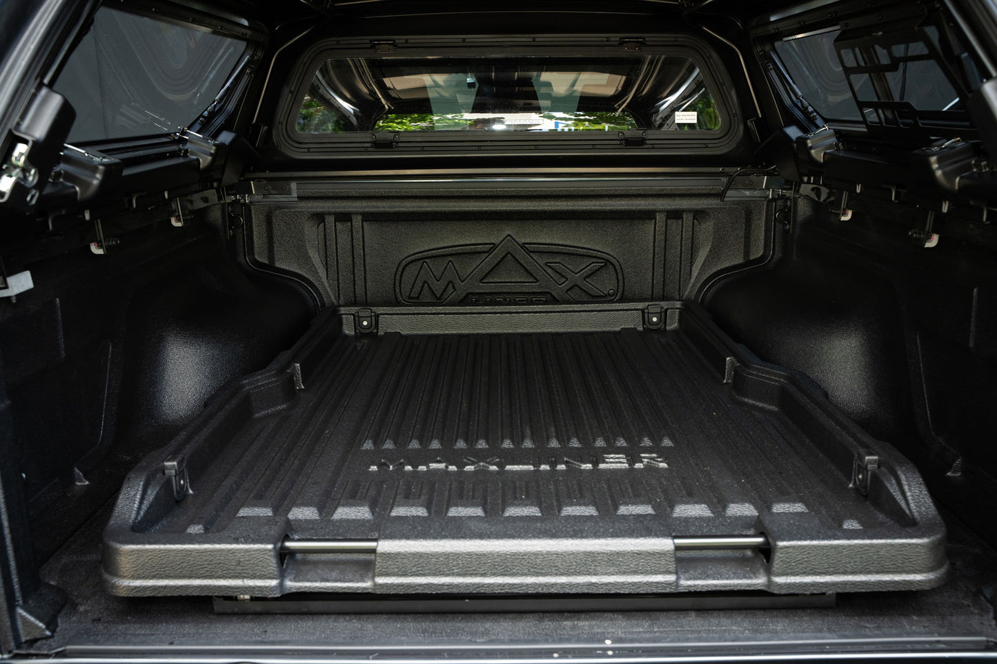 MV Mitsubishi Triton Extended Sliding Tray
