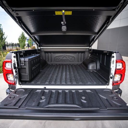 Toyota HiLux 5 Piece Tub Liner & Floor Mat Pack (2015–2025)