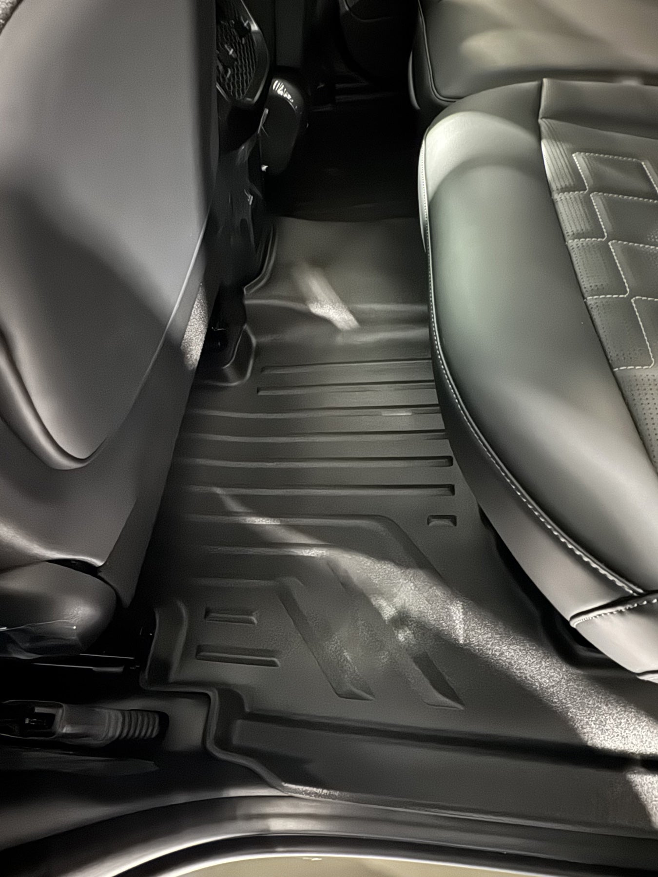 Kia Tasman 2025+ MaxPro Floor Mats