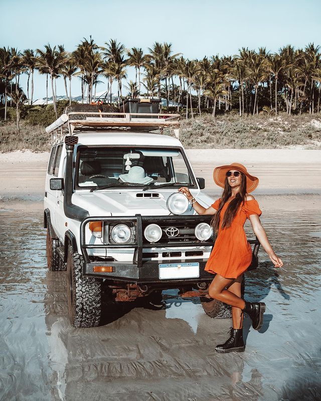 4WD on beach